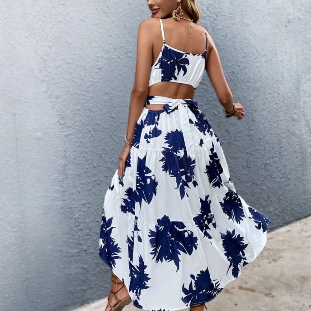 Floral Print Tie Back Cami Dress - Picture 9 of 12